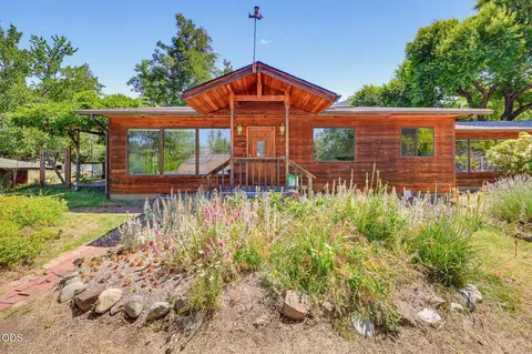155 Westwood St, Ashland, OR 97520