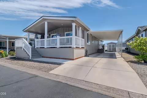 3555 S Pacific Hwy #SPC 205, Medford, OR 97501