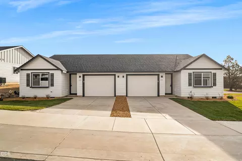 891 SE Starview Ave, Madras, OR 97741