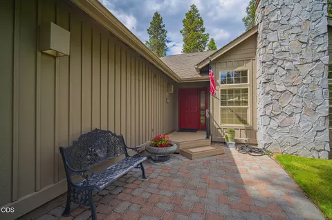 57719 Poplar Ln #3, Sunriver, OR 97707 photo 3