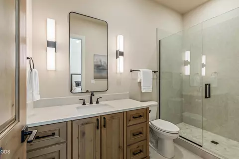 Bath - 17751 Preservation Loop #LOT 471, Bend, OR 97707 photo 4 of 8