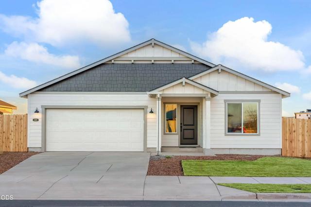 1298 NW Fairway Dr #142, Madras, OR 97741
