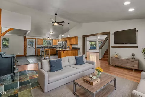 17065 Oxnard Rd, Bend, OR 97707 photo 9