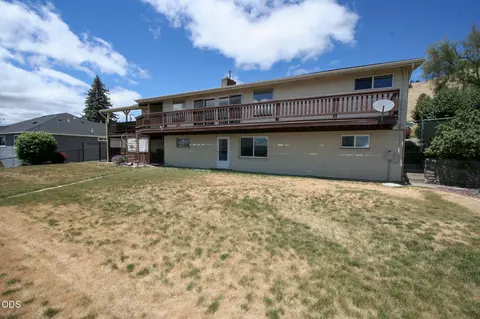 7846 Donegal Ave, Klamath Falls, OR 97603