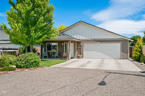 1238 NW Seehale Ave, Prineville, OR 97754