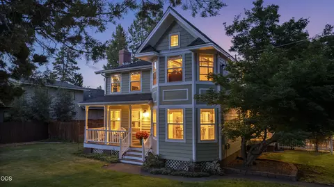 Exterior - 20001 Mcclellan Rd, Bend, OR 97702 photo 9 of 12