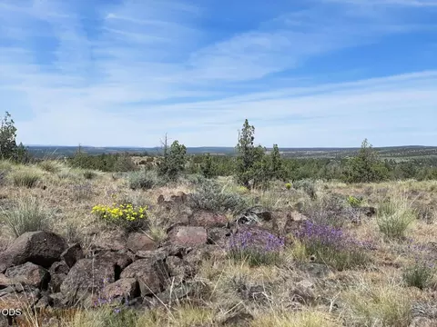 se weatherby loop, Prineville, OR 97754