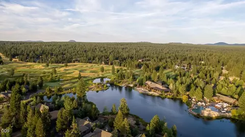 View/Area - 56370 Fireglass Loop #179, Bend, OR 97707 photo 6 of 9