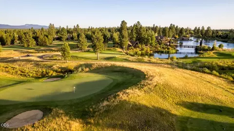 View/Area - 56370 Fireglass Loop #179, Bend, OR 97707 photo 8 of 9