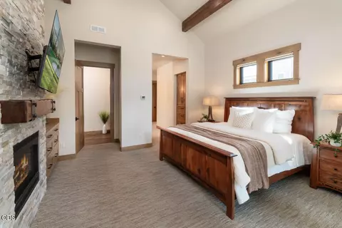 Bedroom - 56370 Fireglass Loop #179, Bend, OR 97707 photo 1 of 5