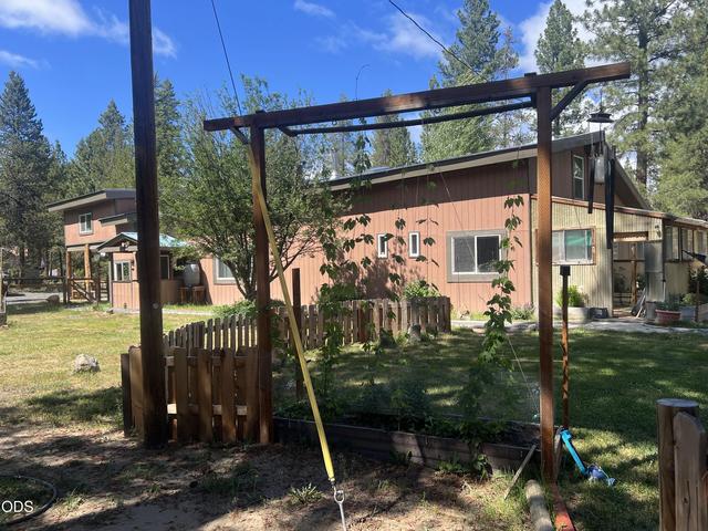50746 S Fawn Dr, La Pine, OR 97739