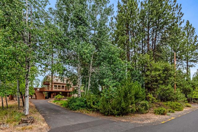 19432 Kemple Dr, Bend, OR 97702