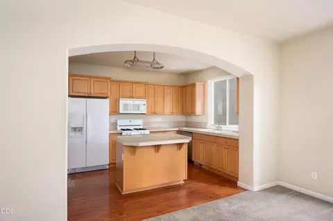Kitchen - 61506 Tall Tree Ct, Bend, OR 97702 photo 1 of 4