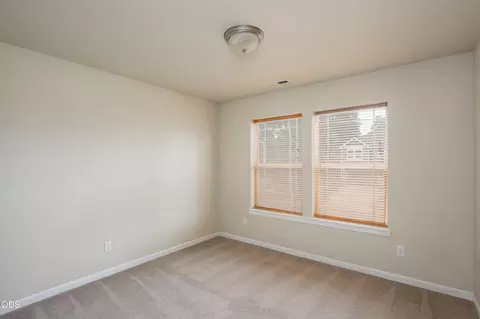 Bedroom - 61506 Tall Tree Ct, Bend, OR 97702 photo 7 of 7