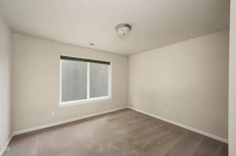 Bedroom - 61506 Tall Tree Ct, Bend, OR 97702 photo 5 of 7