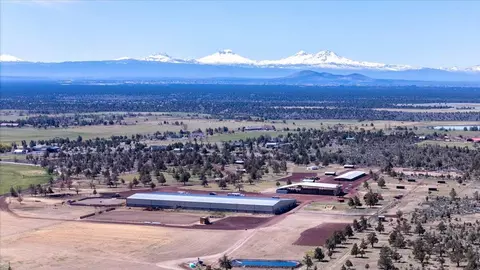 11997 SW Cornett Loop, Powell Butte, OR 97753