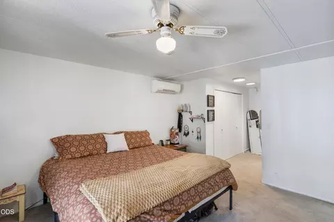 Bedroom - 60944 Mcmullin Dr, Bend, OR 97702 photo 1 of 2