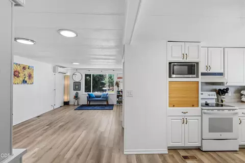 Other - 60944 Mcmullin Dr, Bend, OR 97702 photo 5 of 8