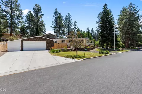 Exterior - 60944 Mcmullin Dr, Bend, OR 97702 photo 7 of 7
