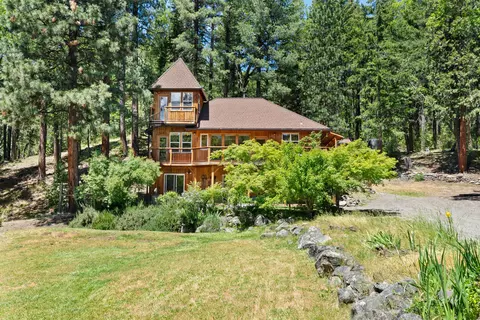 1700 Tyler Creek Rd, Ashland, OR 97520