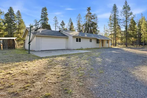 Exterior - 52856 Meadow Ln, La Pine, OR 97739 photo 2 of 15