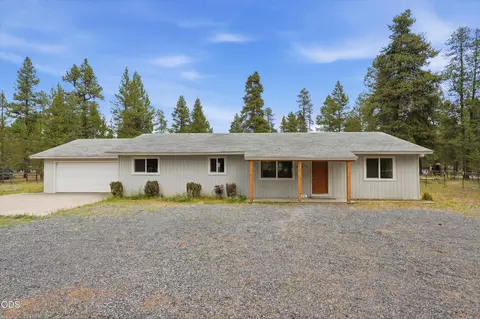 52856 Meadow Ln, La Pine, OR 97739