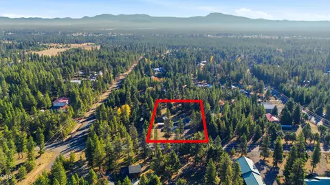 View/Area - 52856 Meadow Ln, La Pine, OR 97739 photo 2 of 5