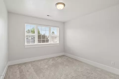 Bedroom - 3368 NE Wild Rivers Loop, Bend, OR 97701 photo 3 of 6