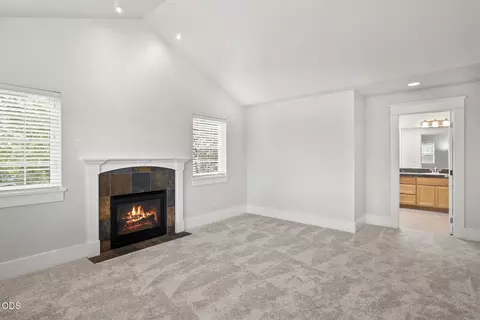 Bedroom - 3368 NE Wild Rivers Loop, Bend, OR 97701 photo 5 of 6