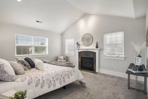 Bedroom - 3368 NE Wild Rivers Loop, Bend, OR 97701 photo 4 of 6