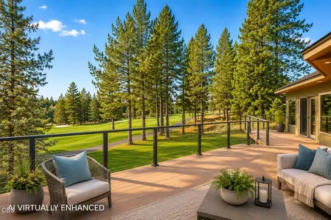 Exterior - 3465 NW Conrad Dr, Bend, OR 97703 photo 4 of 10