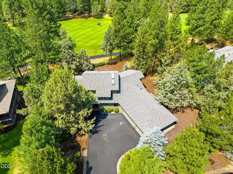 View/Area - 3465 NW Conrad Dr, Bend, OR 97703 photo 1 of 7