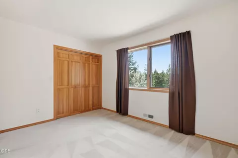 Bedroom - 3465 NW Conrad Dr, Bend, OR 97703 photo 6 of 7