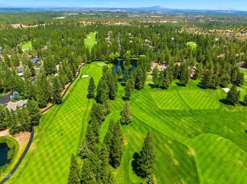 View/Area - 3465 NW Conrad Dr, Bend, OR 97703 photo 4 of 7