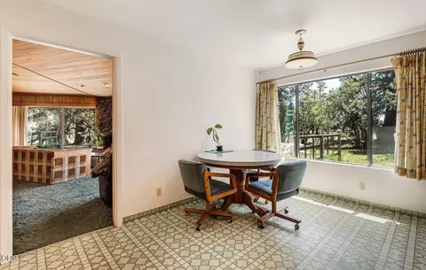 Dining - 63510 Gentry Loop, Bend, OR 97701 photo 1 of 2