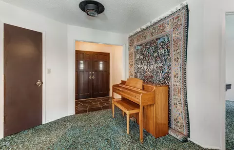 Entry Way - 63510 Gentry Loop, Bend, OR 97701 photo 1 of 1