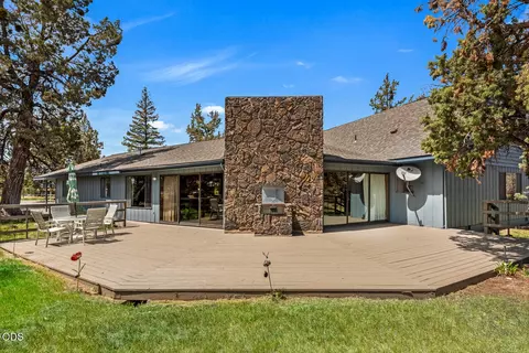 Exterior - 63510 Gentry Loop, Bend, OR 97701 photo 1 of 6
