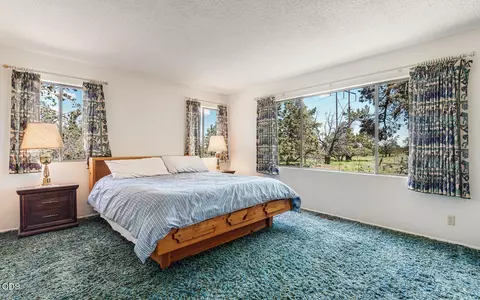 Bedroom - 63510 Gentry Loop, Bend, OR 97701 photo 1 of 5
