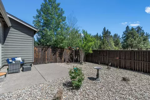 Exterior - 60507 Hedgewood, Bend, OR 97702 photo 3 of 12