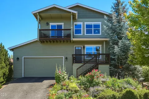 63776 Hunters Cir, Bend, OR 97701