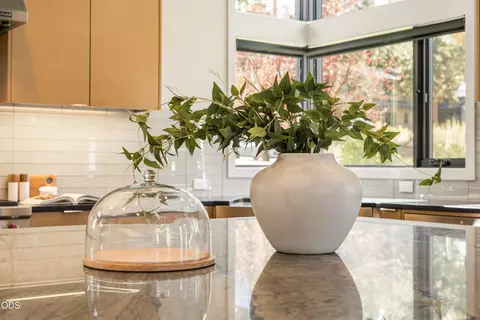 Kitchen - 19450 Bainbridge Ct, Bend, OR 97702 photo 5 of 5