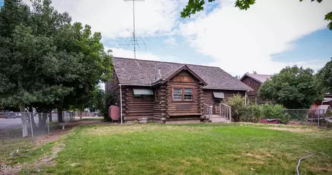 Exterior - 200 S Oregon St, Dorris, CA 96023 photo 14 of 25