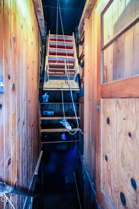 Entry Way - 200 S Oregon St, Dorris, CA 96023 photo 2 of 3
