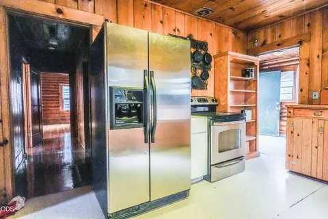 Kitchen - 200 S Oregon St, Dorris, CA 96023 photo 2 of 9