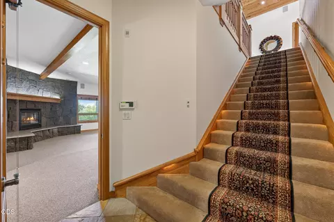 Entry Way - 21955 Rickard Rd, Bend, OR 97702 photo 4 of 7