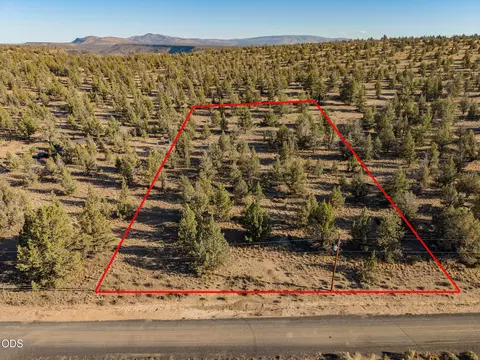 SE Zuni Road, Prineville, OR 97754