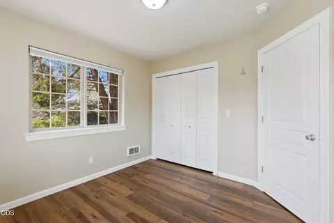 Bedroom - 64736 Alcor Pl, Bend, OR 97703 photo 5 of 6