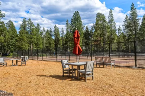 View/Area - 57715 Poplar Loop, Sunriver, OR 97707 photo 7 of 8