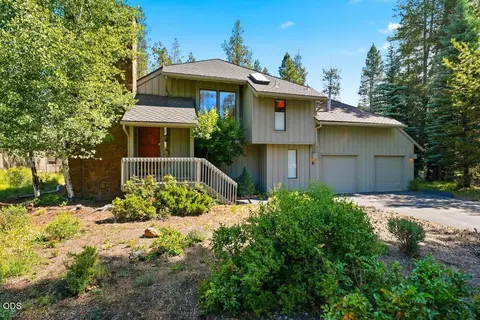 Exterior - 57715 Poplar Loop, Sunriver, OR 97707 photo 2 of 12