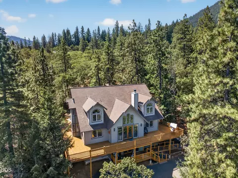 4567 Old Highway 99 S, Ashland, OR 97520